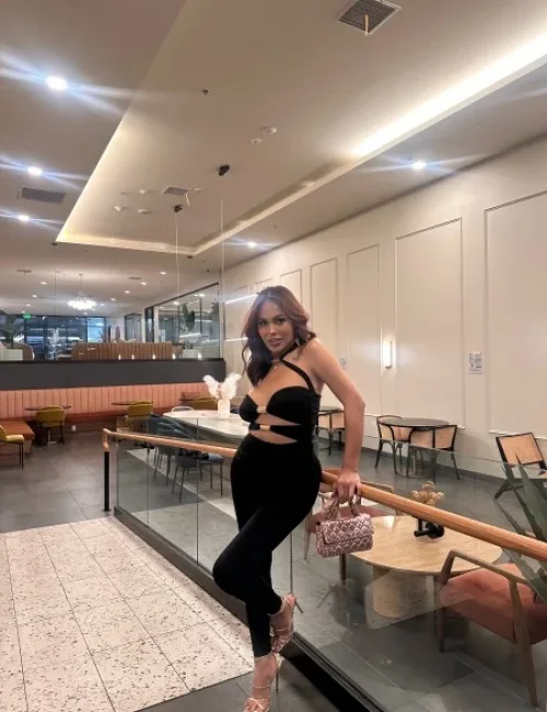 Amber photo 40, asian, curvy, brunette, 158 cm, 63 kg, Medium bust, Hong Kong