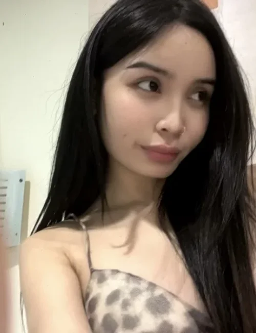 Angelina photo 20, asian, average, black hair, 163 cm, 55 kg, Medium bust, Hong Kong