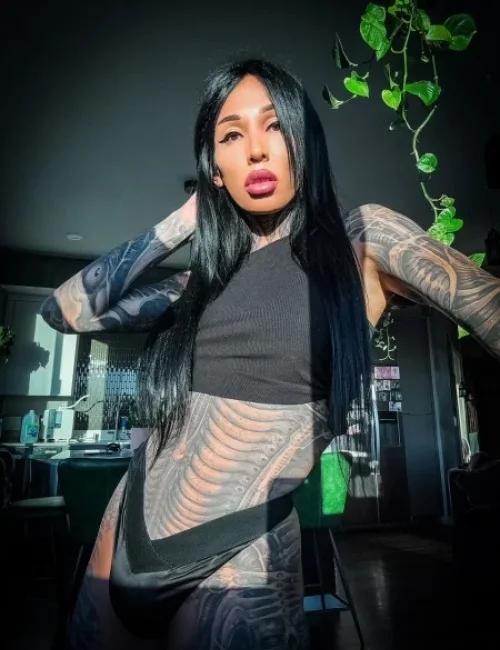 Bernadette photo 7, latino, average, black hair, 170 cm, 65 kg, Small bust, Hong Kong