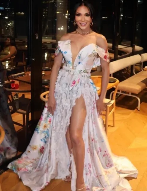 Isabela photo 37, asian, athletic, black hair, 161 cm, 63 kg, Medium bust, Hong Kong