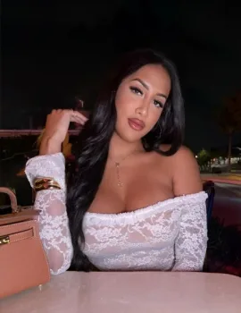 Jordana photo 1, latino, athletic, black hair, 176 cm, 70 kg, Large bust, Hong Kong