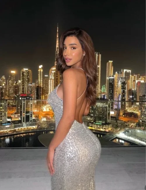 Maya photo 5, latino, curvy, brunette, 152 cm, 58 kg, Large bust, Hong Kong