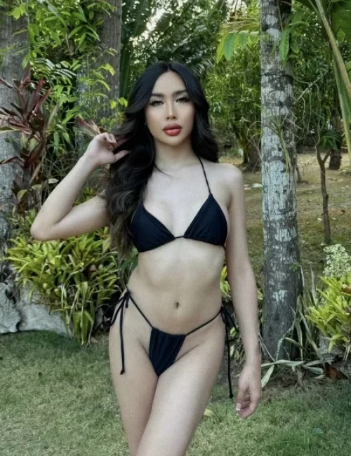 Missy photo 18, asian, average, black hair, 170 cm, 56 kg, Small bust, Hong Kong