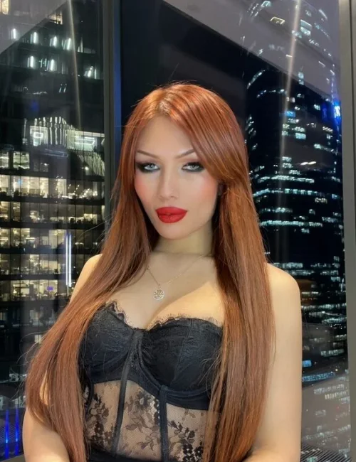 Rosaline photo 6, latino, slim, auburn hair, 173 cm, 54 kg, Medium bust, Hong Kong