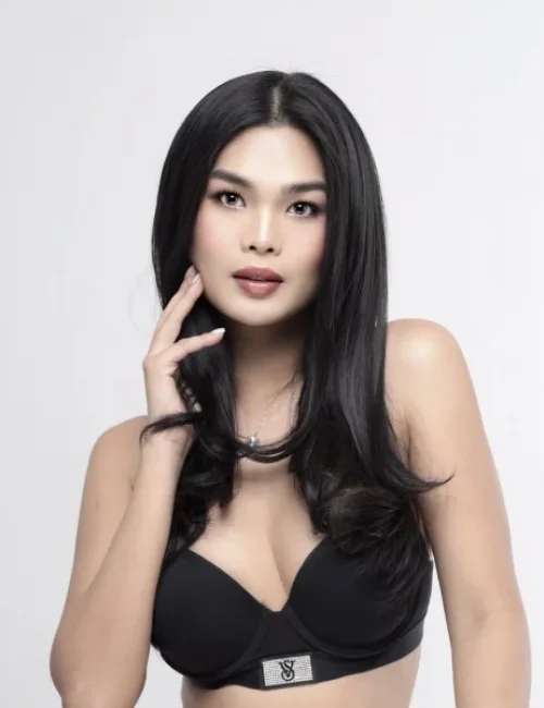 Tanya photo 10, asian, average, black hair, 174 cm, 61 kg, Small bust, Hong Kong