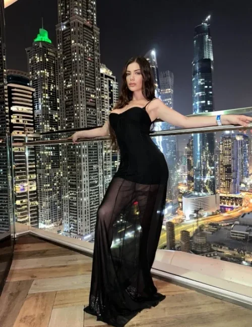 Valeria photo 43, latino, average, brunette, 170 cm, 63 kg, Medium bust, Hong Kong