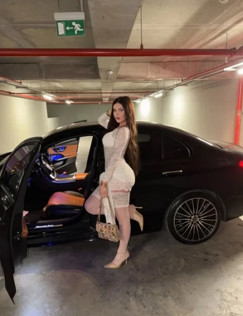 Valeria photo 58, latino, average, brunette, 170 cm, 63 kg, Medium bust, Hong Kong