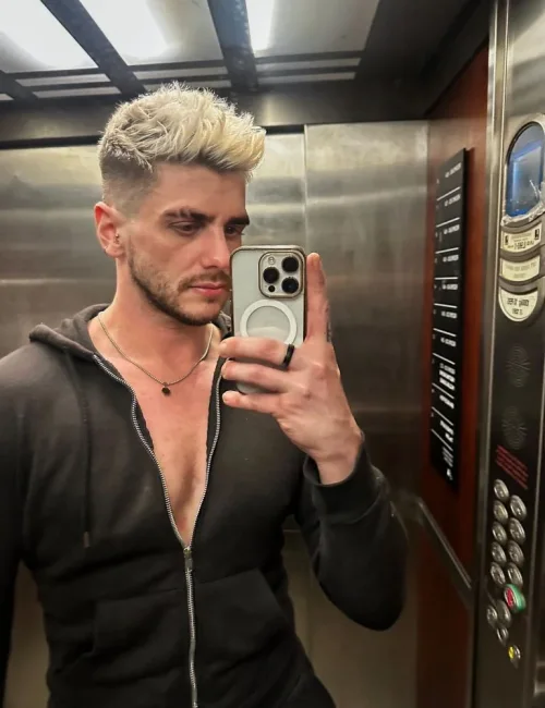 Alberto photo 11, slavic, curvy, blonde hair, 185 cm, 90 kg, Hong Kong