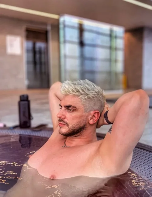 Alberto photo 12, slavic, curvy, blonde hair, 185 cm, 90 kg, Hong Kong