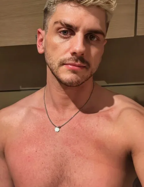 Alberto photo 7, slavic, curvy, blonde hair, 185 cm, 90 kg, Hong Kong