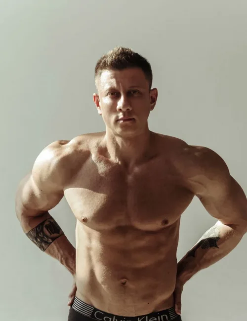 Alessandro photo 11, slavic, curvy, brunette, 188 cm, 98 kg, Hong Kong