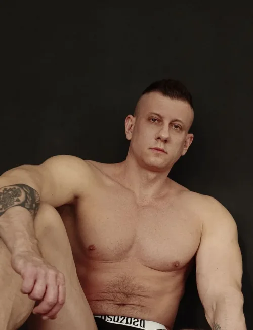 Alessandro photo 6, slavic, curvy, brunette, 188 cm, 98 kg, Hong Kong