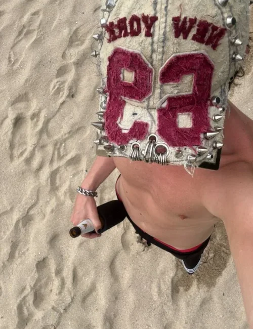 Ambrose photo 5, european, average, brunette, 178 cm, 61 kg, Hong Kong