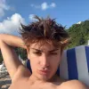 Arthur photo 4, latino, average, brunette, 180 cm, 63 kg, Hong Kong