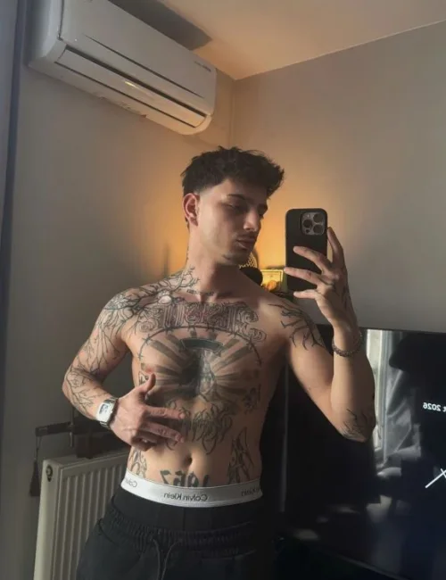 Cem photo 3, slavic, athletic, brunette, 175 cm, 70 kg, Hong Kong