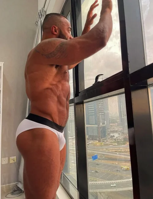 Charles photo 10, european, curvy, brunette, 178 cm, 105 kg, Hong Kong
