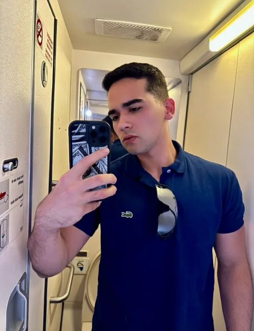 Harold photo 19, latino, curvy, black hair, 180 cm, 81 kg, Hong Kong