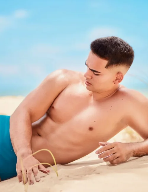 Harold photo 27, latino, curvy, black hair, 180 cm, 81 kg, Hong Kong