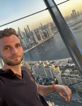 Stanley photo 1, slavic, average, brunette, 188 cm, 77 kg, Hong Kong