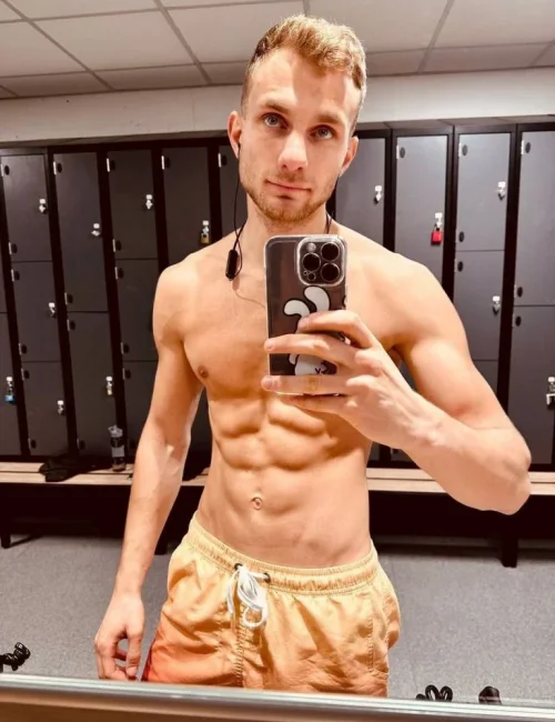 Stanley photo 6, slavic, average, brunette, 188 cm, 77 kg, Hong Kong