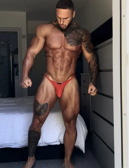 Vaughn photo 19, latino, curvy, brunette, 173 cm, 100 kg, Hong Kong