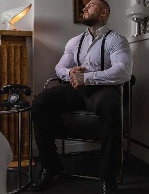 Vaughn photo 4, latino, curvy, brunette, 173 cm, 100 kg, Hong Kong