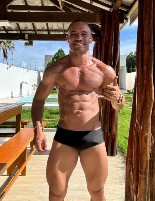 Vidal photo 53, latino, athletic, black hair, 175 cm, 74 kg, Hong Kong