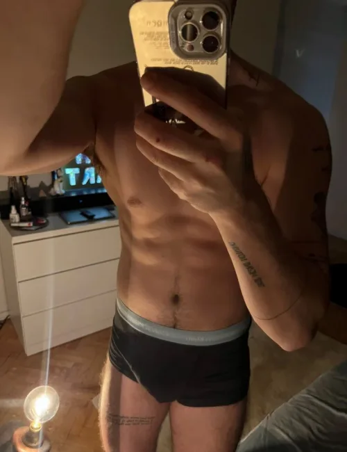 Waddy photo 5, slavic, athletic, blonde hair, 190 cm, 83 kg, Hong Kong