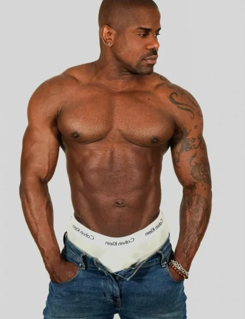 Warren photo 2, ebony / black, curvy, black hair, 175 cm, 83 kg, Hong Kong
