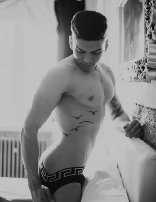 Zac photo 33, latino, curvy, black hair, 178 cm, 83 kg, Hong Kong