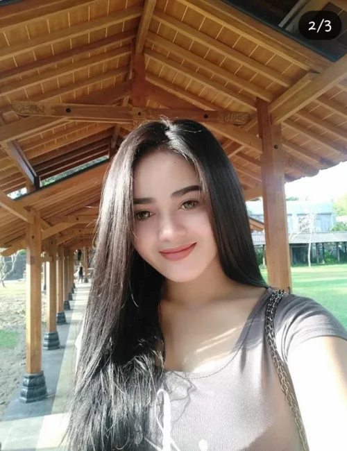 Anna photo 4, slavic, skinny, black hair, 165 cm, 55 kg, Large bust, Hong Kong