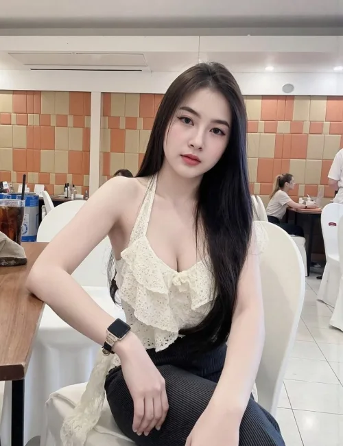 bilqis photo 1, asian, black hair, 156 cm, 60 kg, Large bust, Hong Kong
