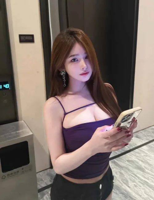 eunice photo 3, asian, slim, black hair, 165 cm, 49 kg, Large bust, Hong Kong