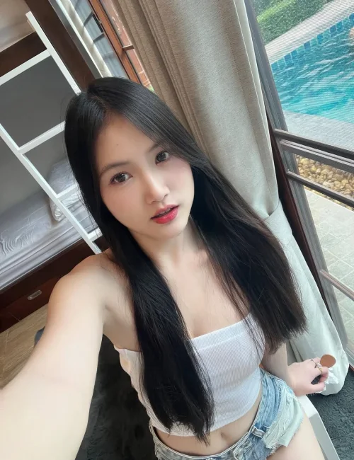 fahiraaaa photo 7, asian, slim, black hair, 157 cm, 47 kg, Medium bust, Hong Kong