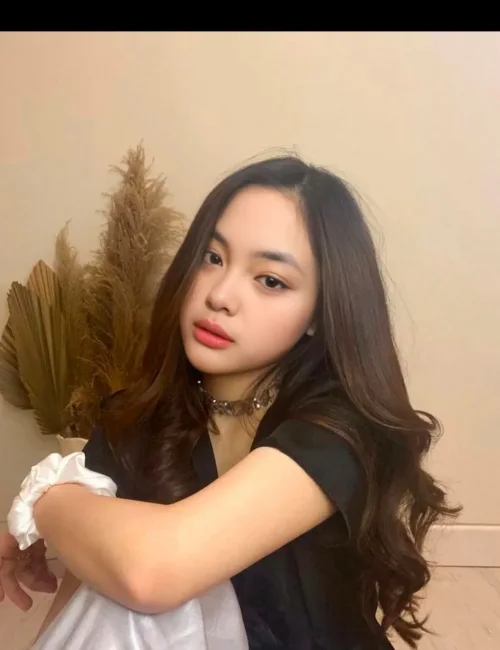 givia photo 1, asian, slim, black hair, 166 cm, 51 kg, Large bust, Hong Kong