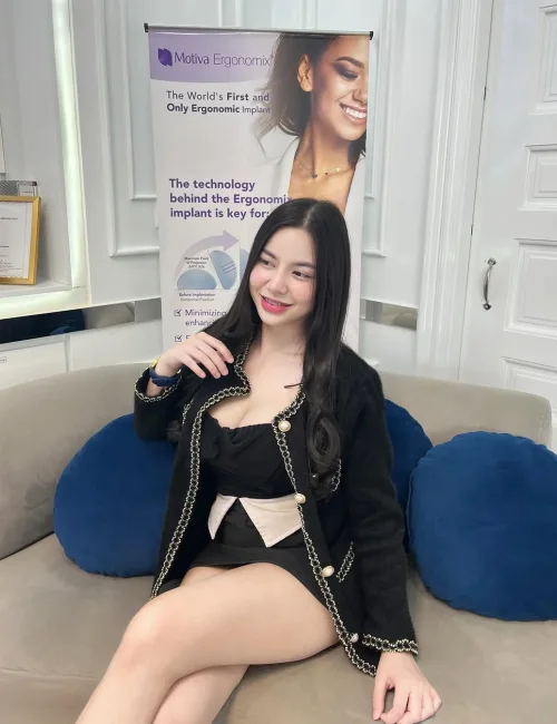 mayya photo 1, asian, slim, black hair, 160 cm, 48 kg, Large bust, Hong Kong