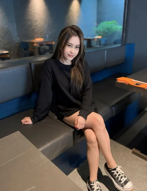 natasya photo 10, asian, slim, black hair, 164 cm, 49 kg, Medium bust, Hong Kong