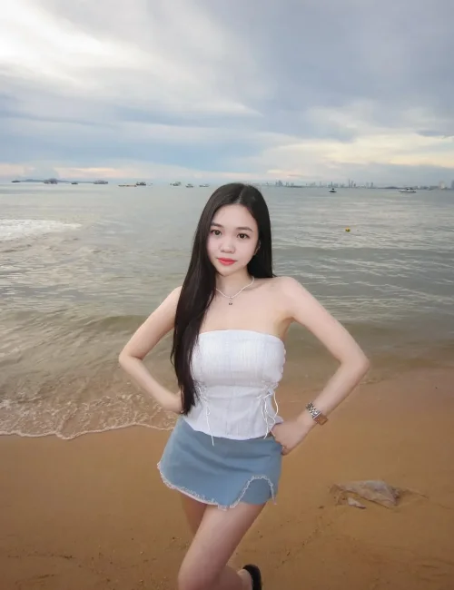 selin photo 2, asian, slim, black hair, 166 cm, 53 kg, Large bust, Hong Kong