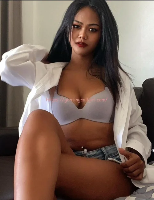 Sophia photo 5, ebony / black, black hair, 164 cm, 46 kg, Large bust, Hong Kong