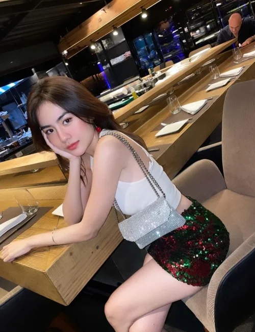 vania larissa photo 4, asian, slim, black hair, 167 cm, 52 kg, Medium bust, Hong Kong